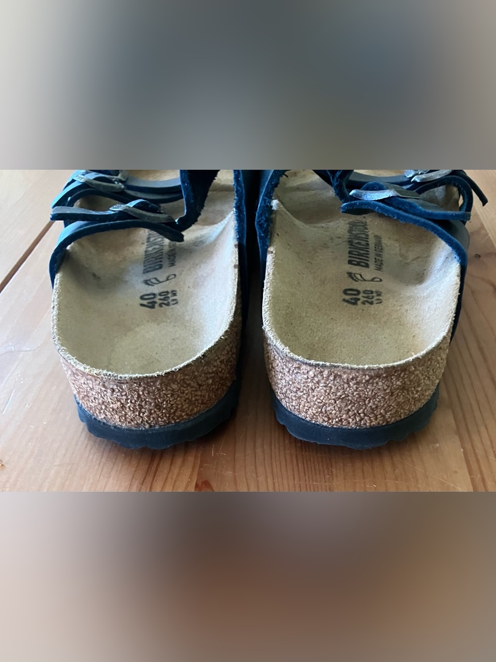 GUC Franca Birkenstock Women’s Size 9 Navy Buckle Sandals worn twice - Picture 7 of 12